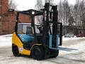 Вилочный бу погрузчик Komatsu fg25