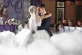Тяжелый дым на первый свадебный танец молодоженов