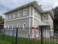 Продам просторную квартиру в два уровня на Варенцовой с газовым отоплением.